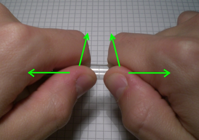 Die Grifftechnk beim Glasrohr-Brechen